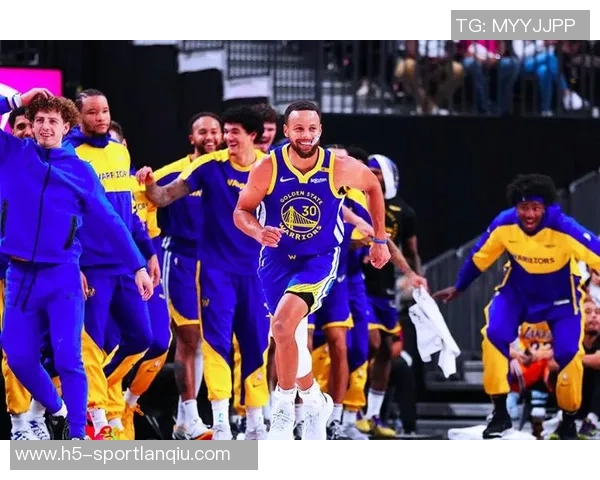 热火全员状态火热9人轮换7人得分上双3人突破20分